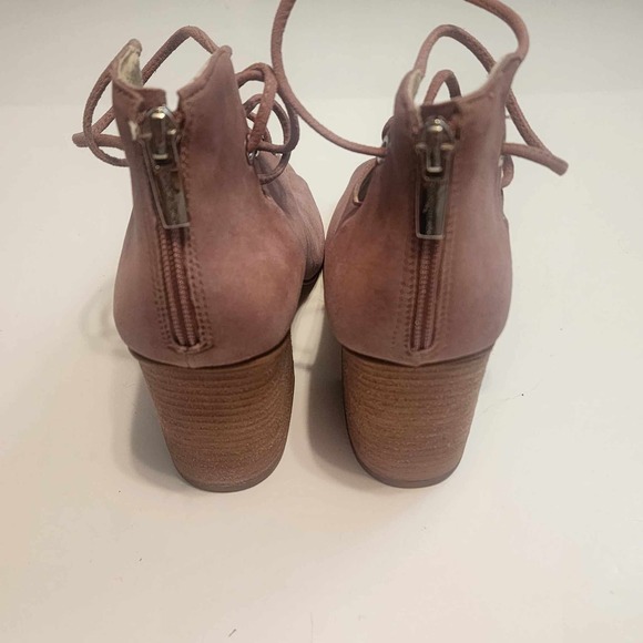 Vince Camuto Nahara Mauve Suede Lace-Up Sandal Heels - 9 1/2 - Picture 2 of 5